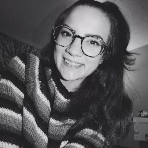 Meet your Posher, Meredith - Picture 1 of 1